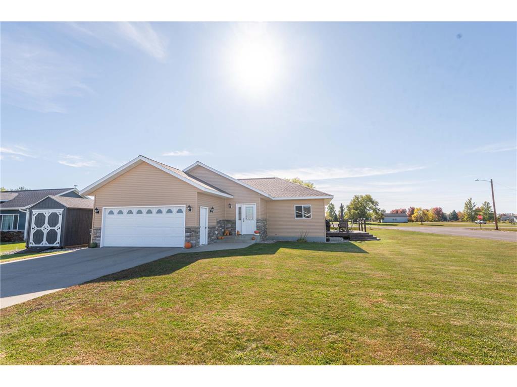 700 9th Street NE Perham MN 56573 6453685 image1