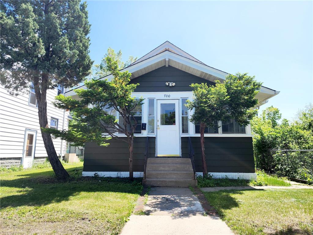 700 Central Avenue W Saint Paul MN 55104 6378055 image1