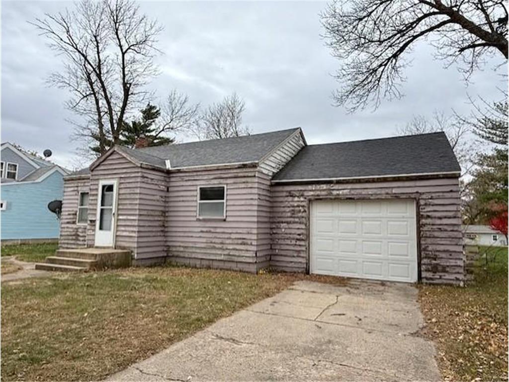 700 Drake Avenue Windom MN 56101 6811886 image1
