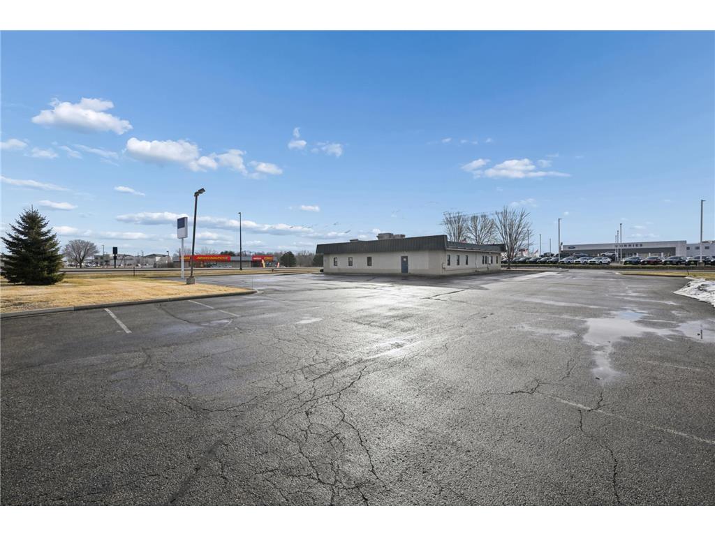 700 Highway 55 E Buffalo MN 55313 7035200 image8