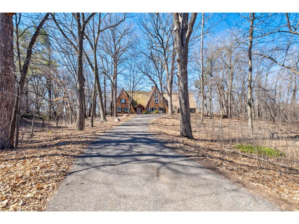 700 Hillside Drive Wayzata MN 55391 - Ferndale Marsh 6657992 image1