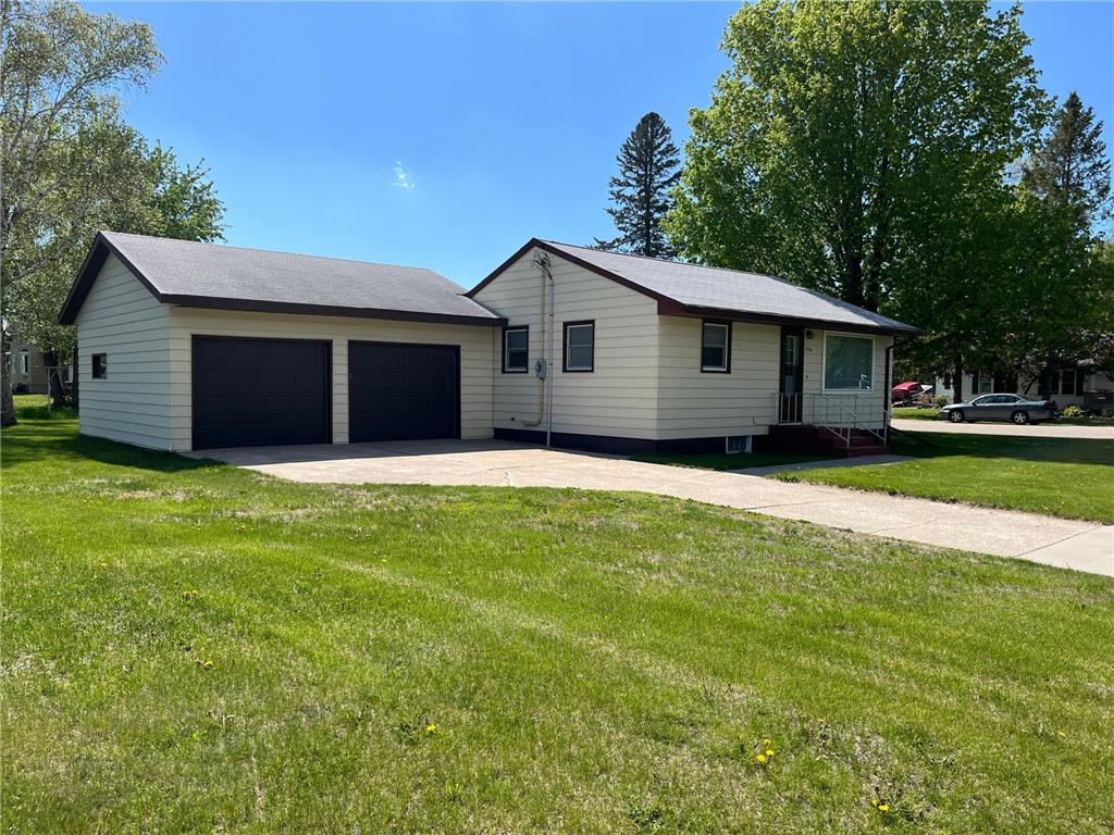 700 Holden Avenue Henning MN 56551 6538892 image1