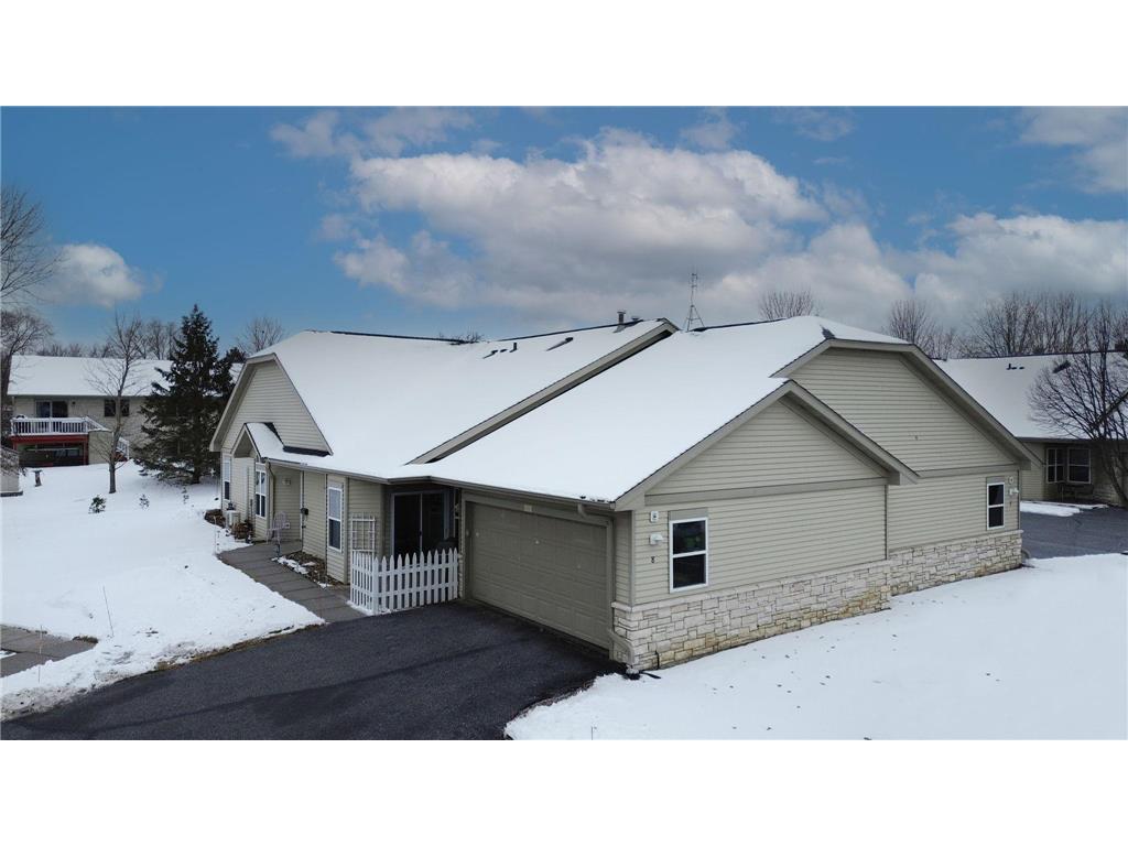 700 Leroy Lane #8 River Falls WI 54022 7029435 image1