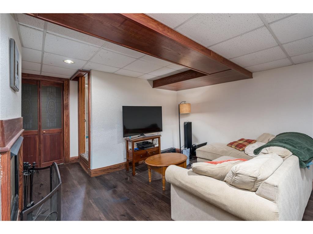 700 N State Street New Ulm MN 56073 7084136 image11