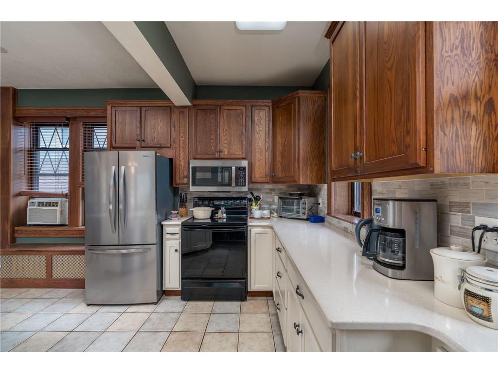 700 N State Street New Ulm MN 56073 7084136 image24
