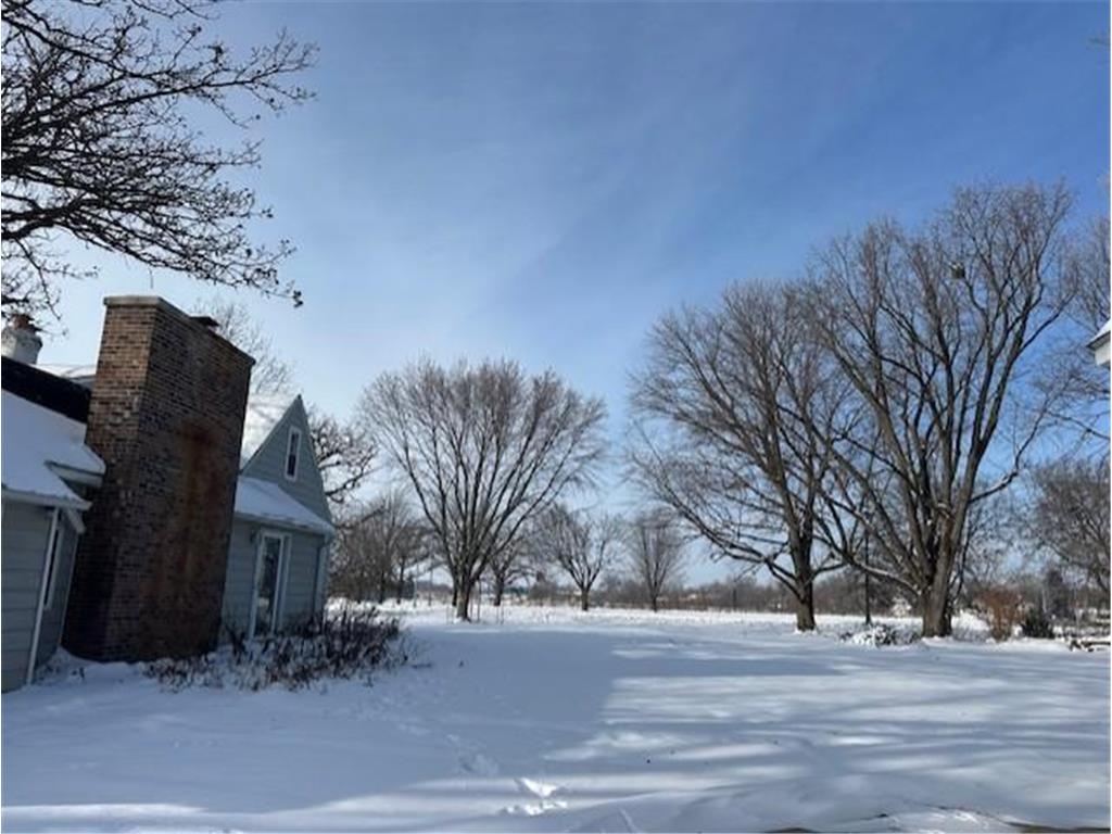 700 Oakland Place NE Austin MN 55912 6823748 image2