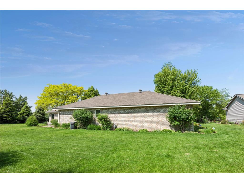 700 Spruce Drive Hudson WI 54016 7081452 image32