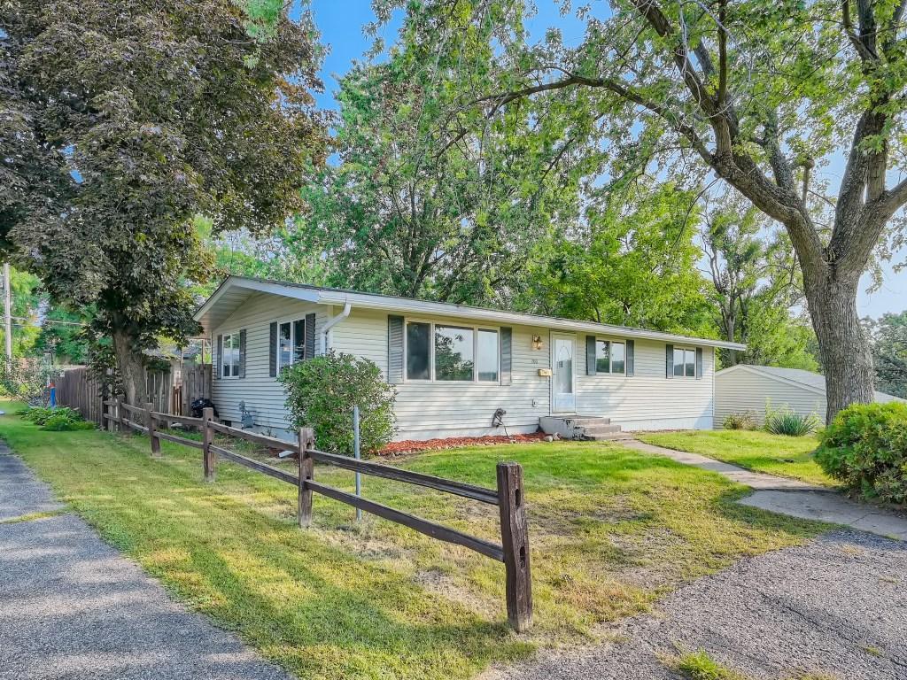 700 State Street W, Cannon Falls, MN 55009 MLS 6263640 Edina Realty