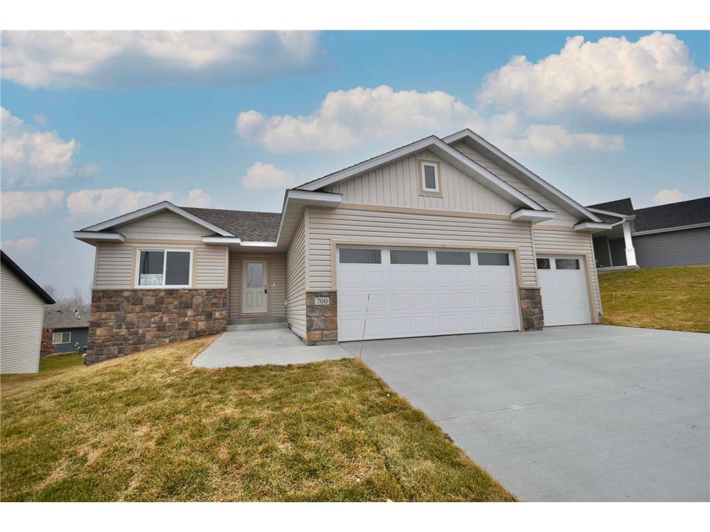 700 Strafford Drive Zumbrota MN 55992 6464067 image1
