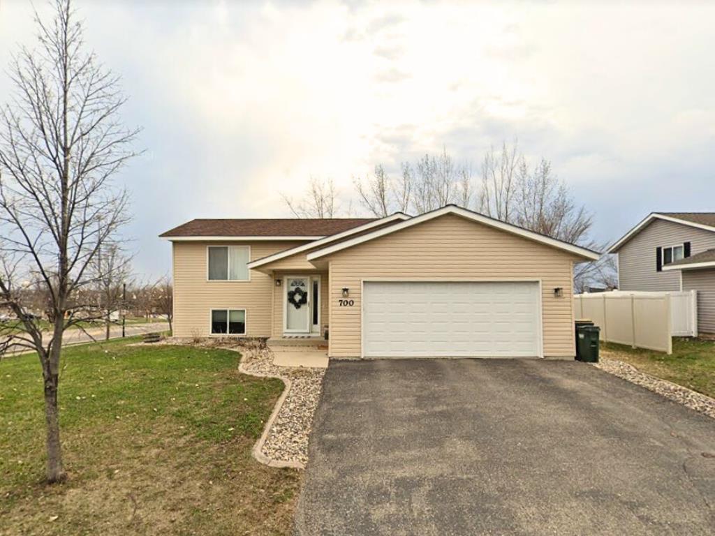 700 Texas Avenue NW Hutchinson MN 55350 6269142 image1