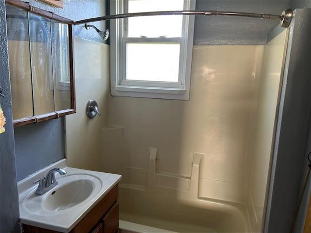 700 W Main Street Marshall MN 56258 6788937 image11