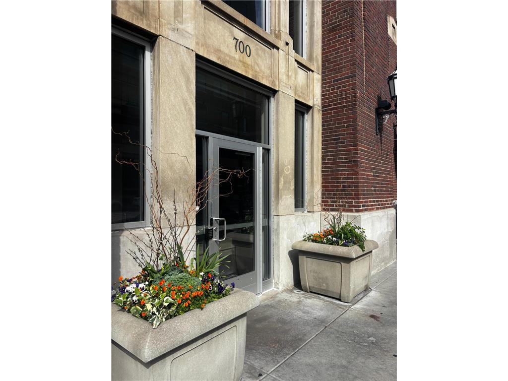 700 Washington Avenue N #427 Minneapolis MN 55401 7091271 image1