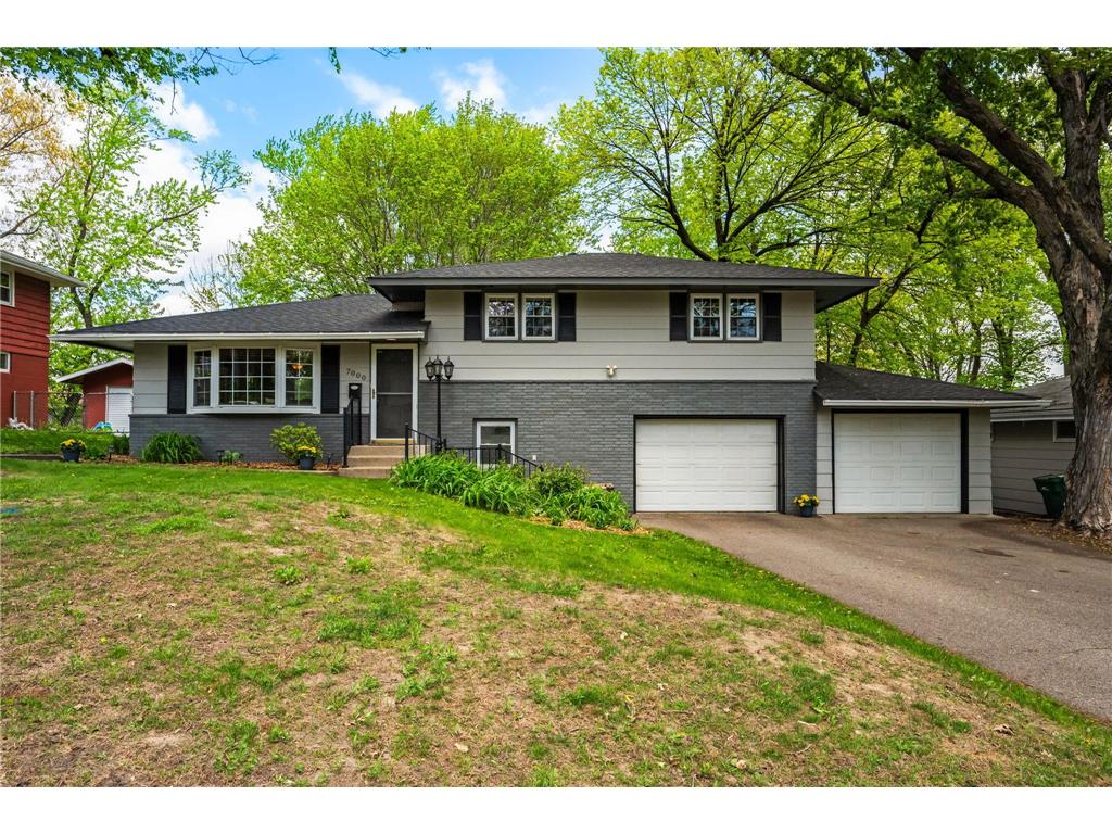 7000 Hill Place N Crystal MN 55427 7046944 image1