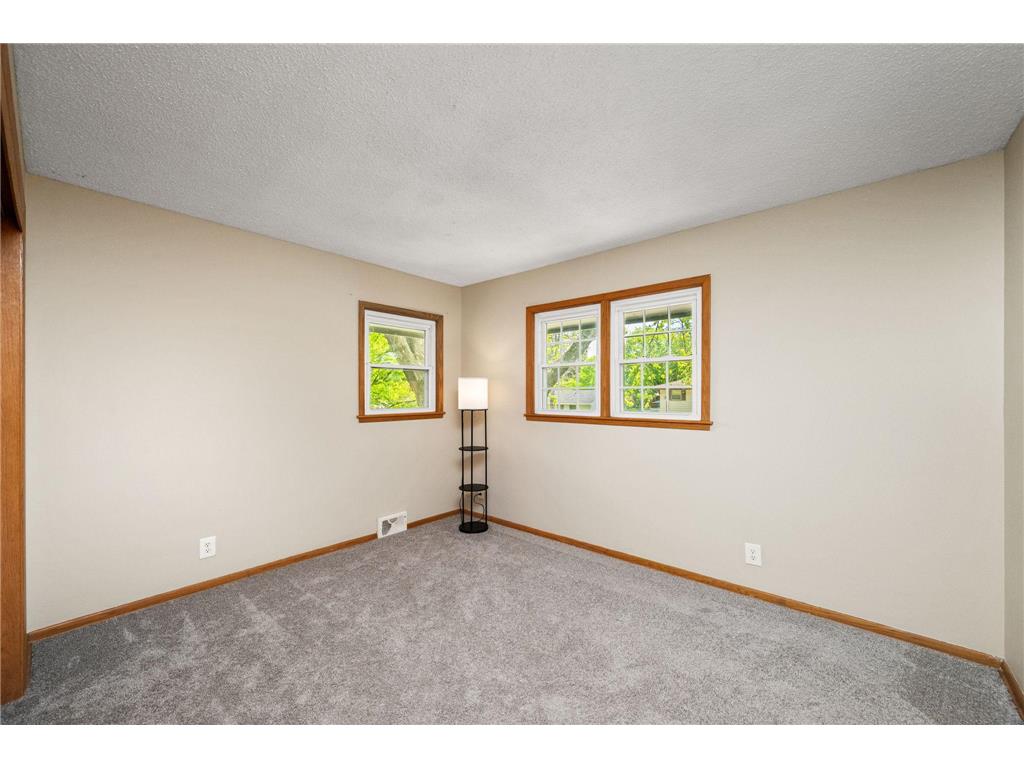 7000 Hill Place N Crystal MN 55427 7046944 image13