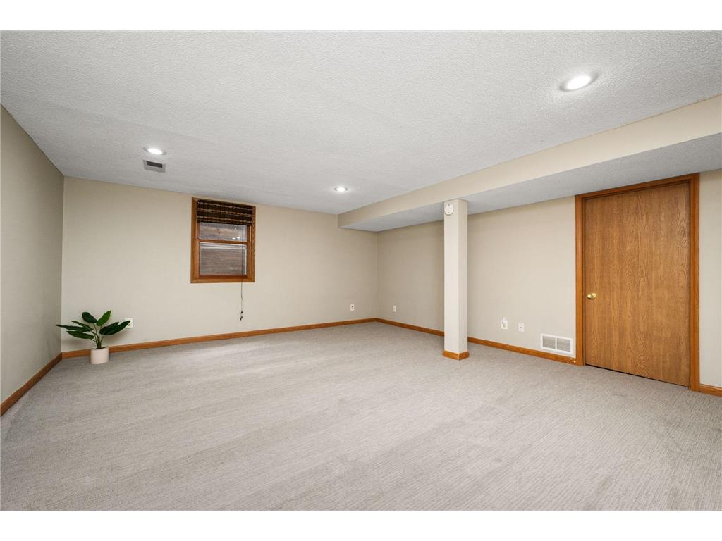 7000 Hill Place N Crystal MN 55427 7046944 image15