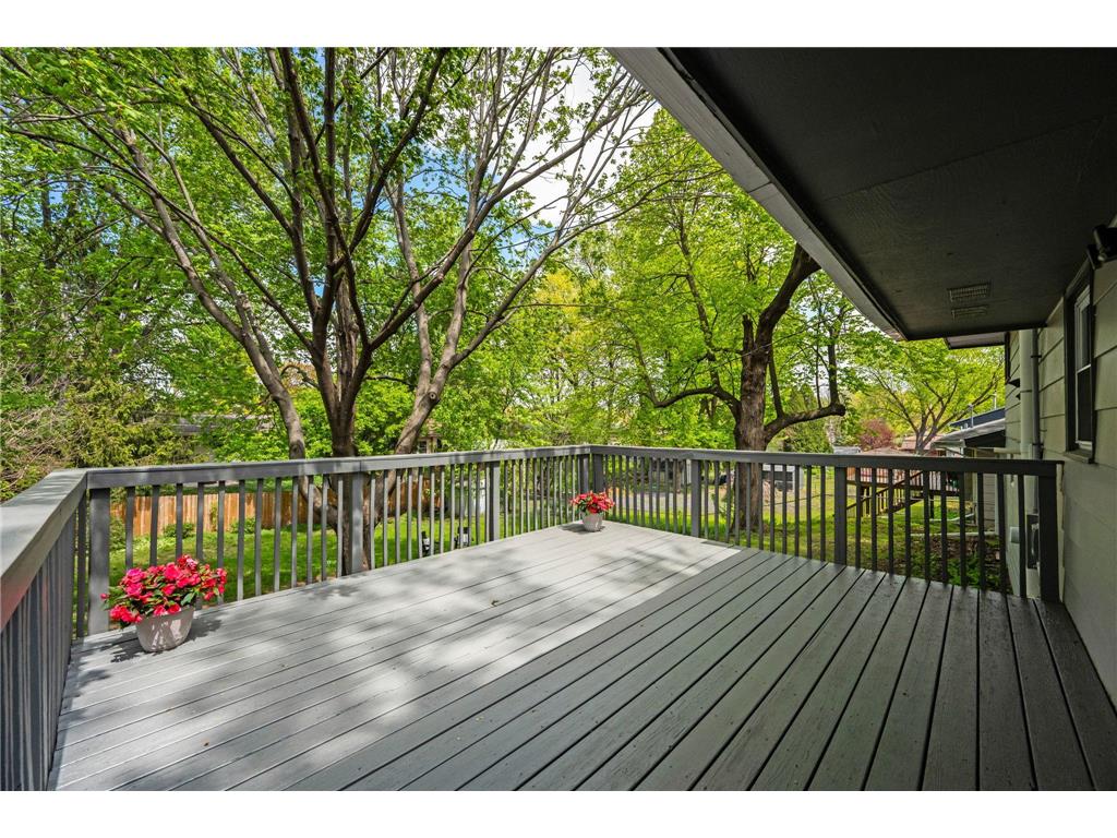 7000 Hill Place N Crystal MN 55427 7046944 image18