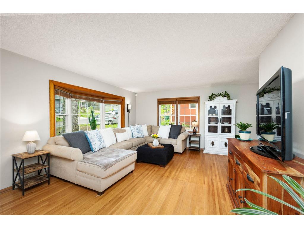 7000 Hill Place N Crystal MN 55427 7046944 image2