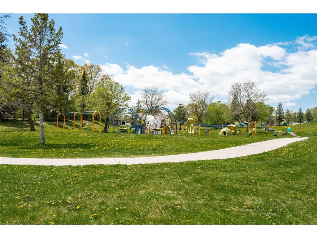 7000 Hill Place N Crystal MN 55427 7046944 image23