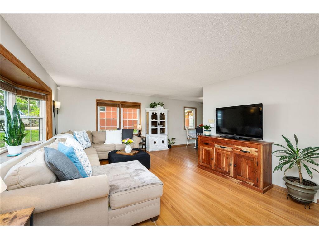 7000 Hill Place N Crystal MN 55427 7046944 image3