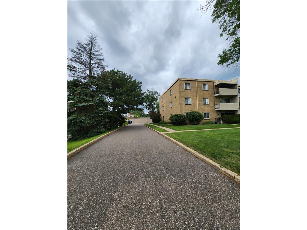 7000 Sandell Avenue #1-18 Edina MN 55435 6785597 image2