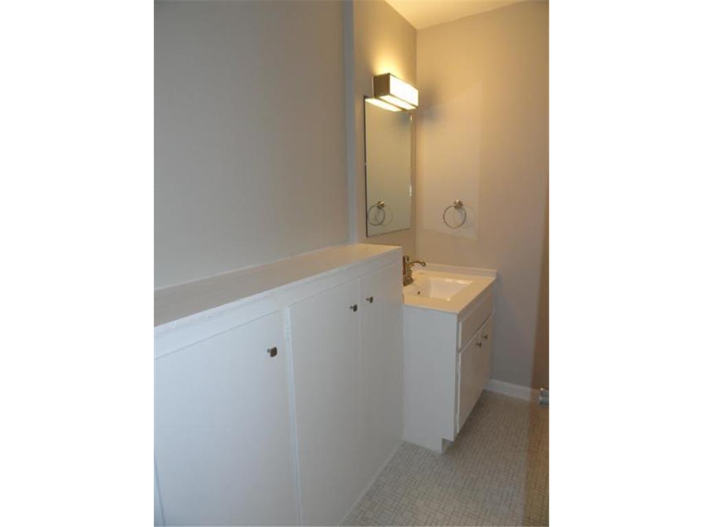 7000 Sandell Avenue #1-18 Edina MN 55435 6785597 image23