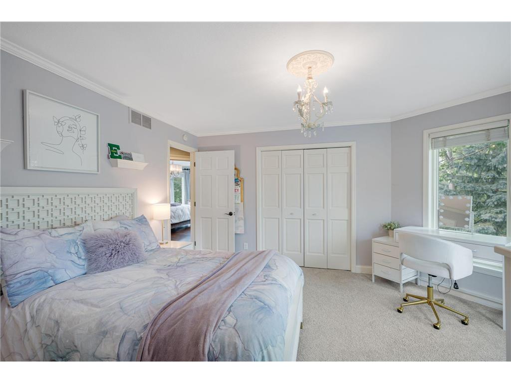 7000 Weston Circle Edina MN 55439 7104727 image24