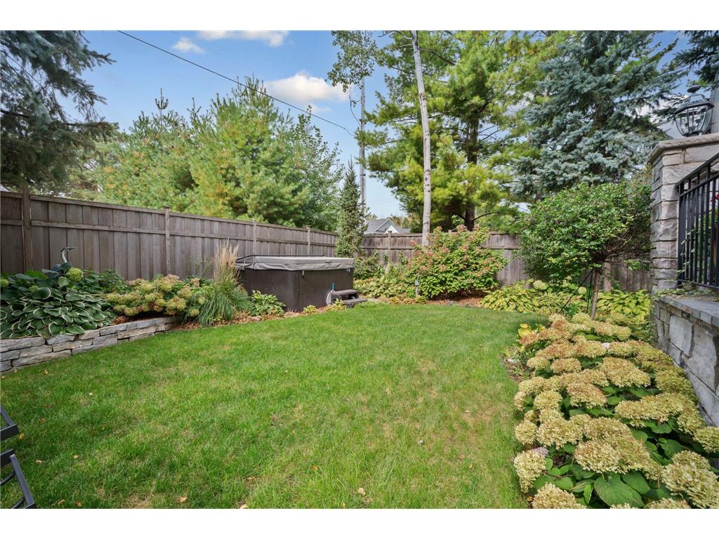 7000 Weston Circle Edina MN 55439 7104727 image42