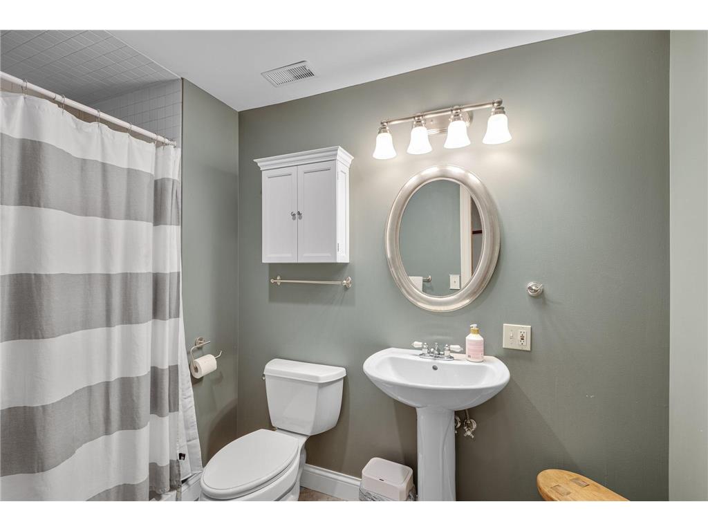7000 Weston Circle Edina MN 55439 7104727 image49