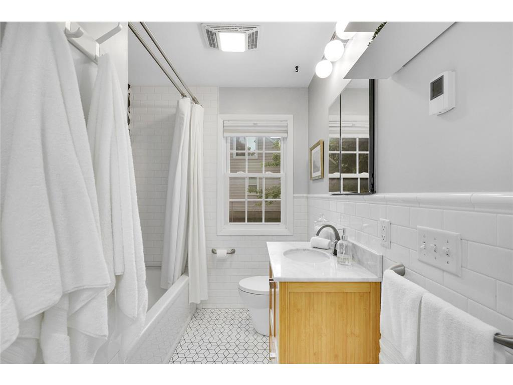 7001 2nd Avenue S Richfield MN 55423 7073152 image13
