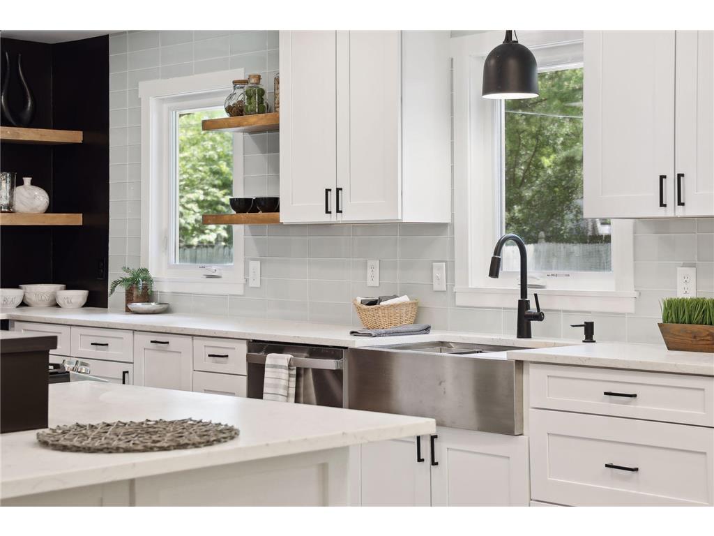 7001 35th Place N Crystal MN 55427 6409455 image1