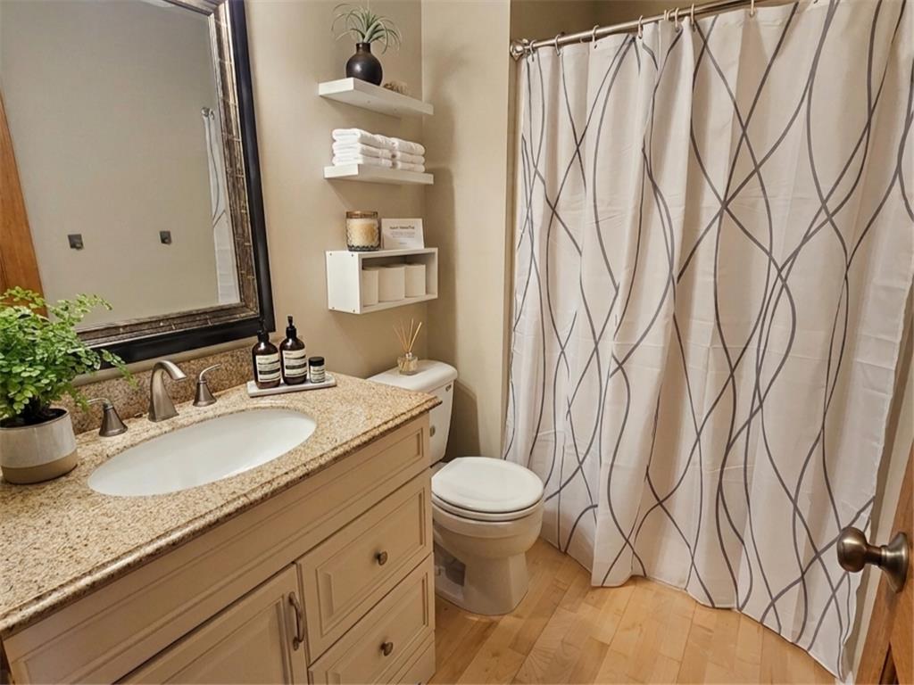 7001 46th Street N Oakdale MN 55128 7084522 image12