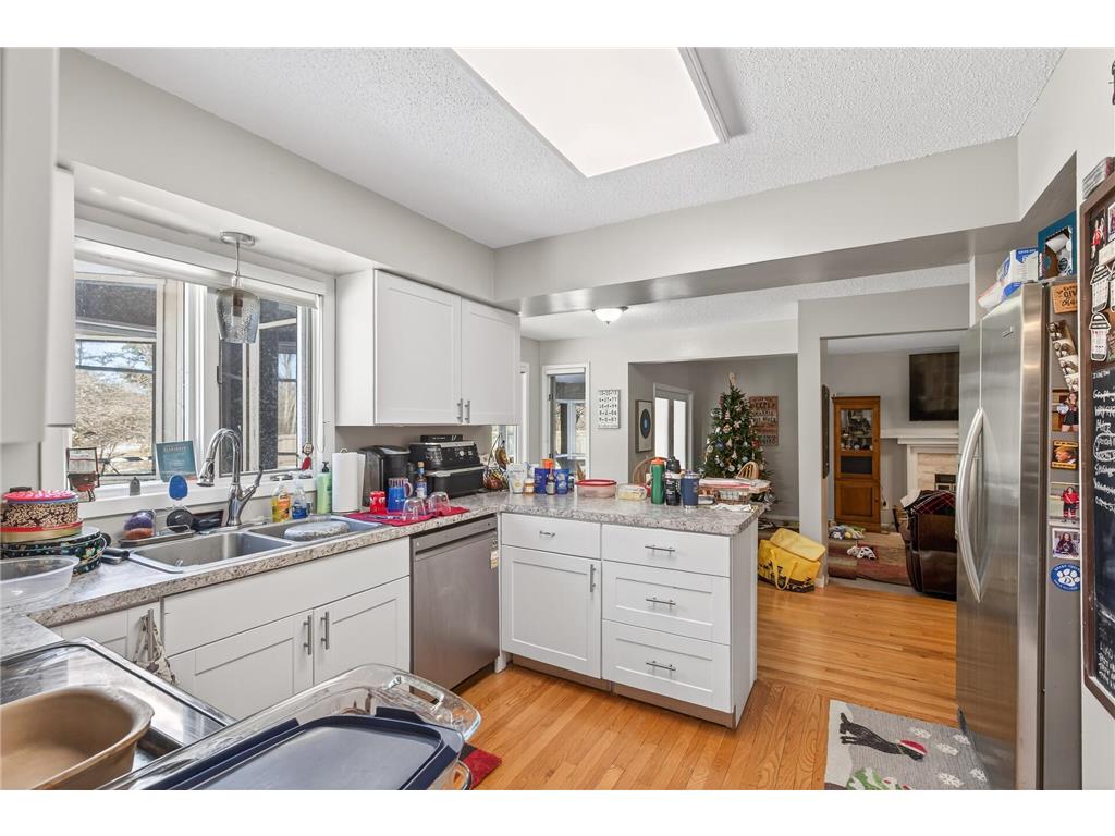 7001 Beacon Circle Eden Prairie MN 55346 7000398 image8