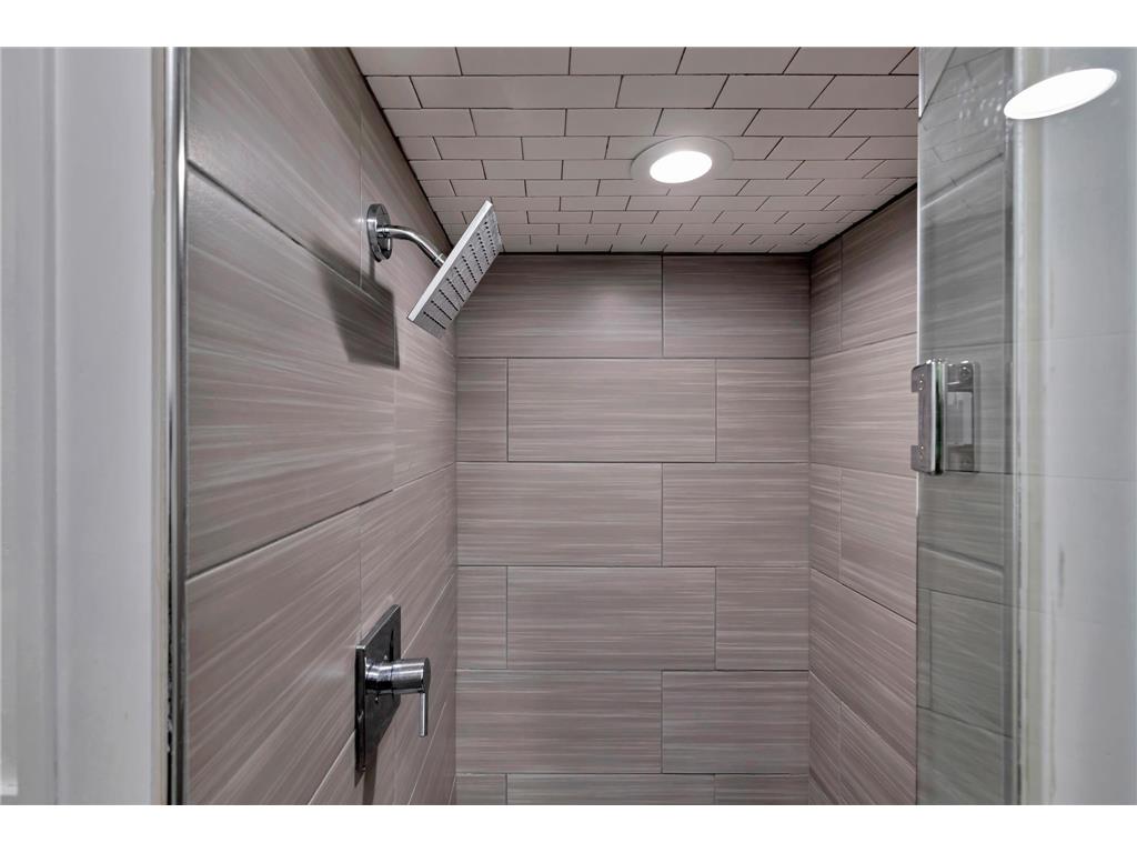 7001 Lanham Lane Edina MN 55439 7097334 image28