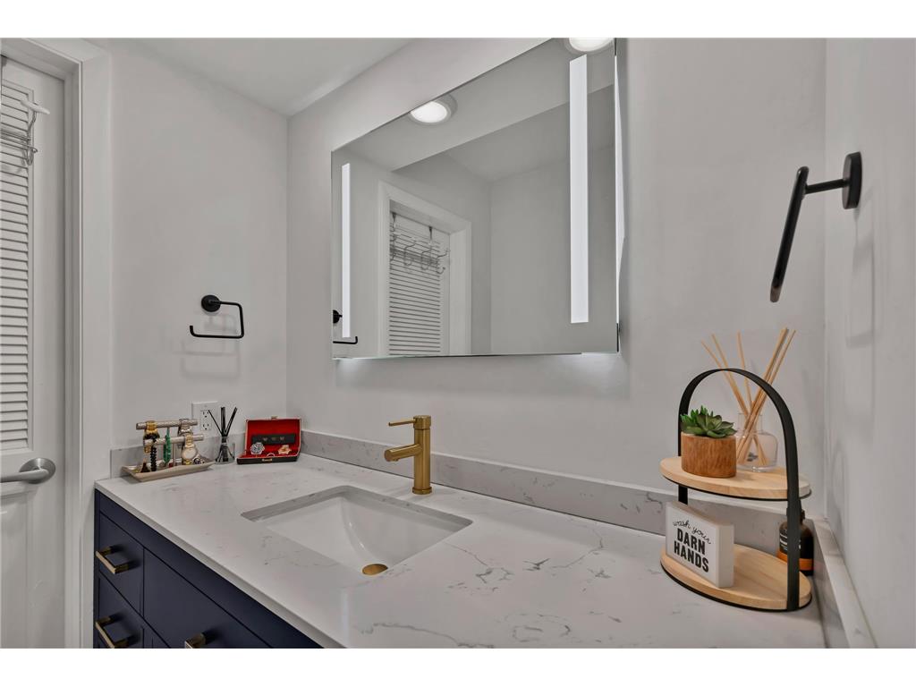 7001 Lanham Lane Edina MN 55439 7097334 image29
