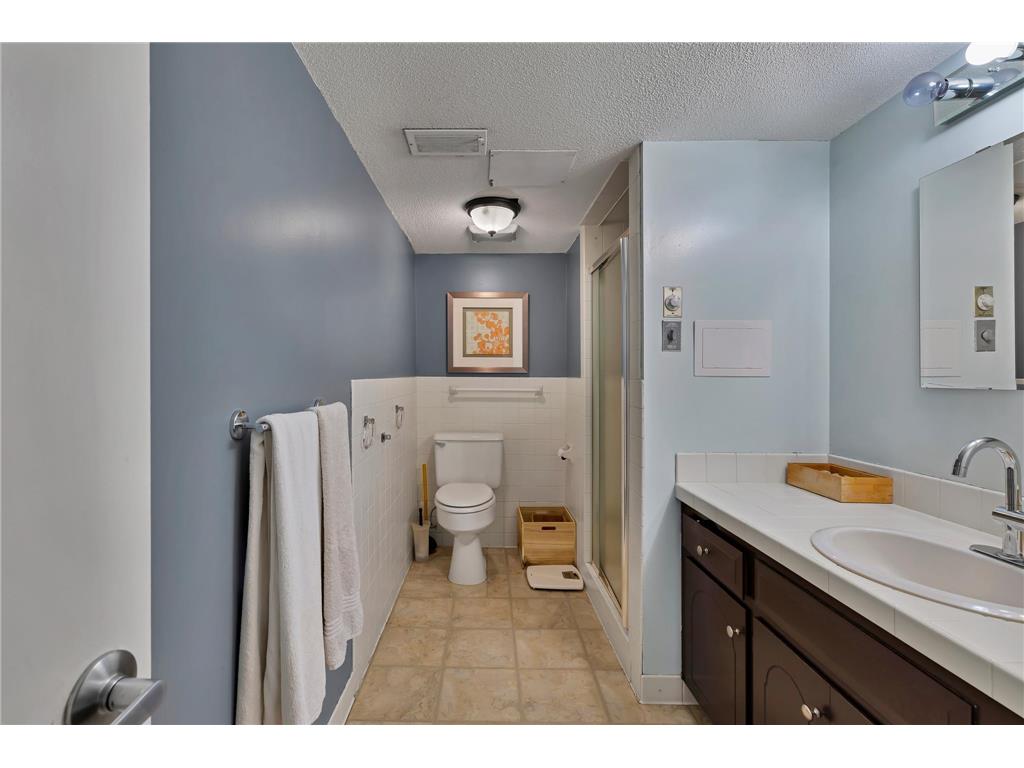 7001 Lanham Lane Edina MN 55439 7097334 image34