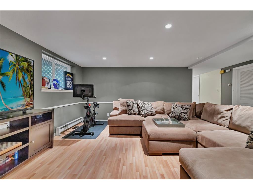 7001 Lanham Lane Edina MN 55439 7097334 image40