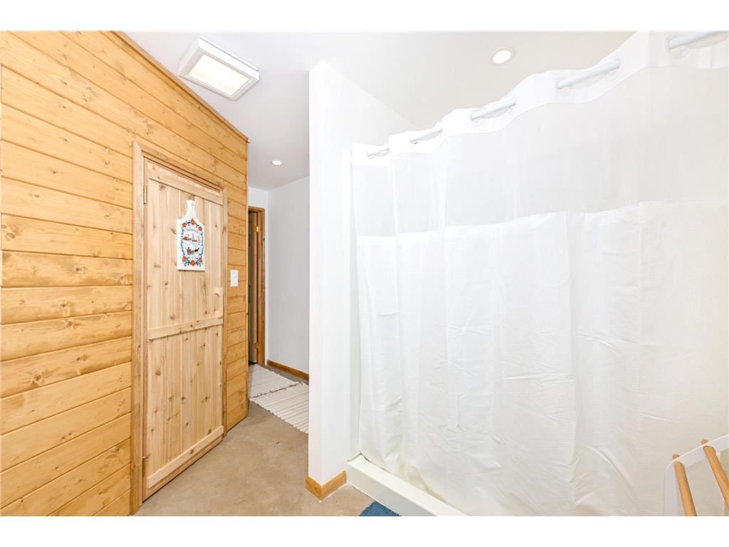 7001 Olson Road Duluth Twp MN 55616 7039168 image22