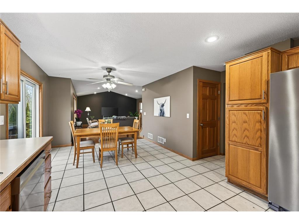 7004 256th Street Wyoming MN 55092 6819502 image10