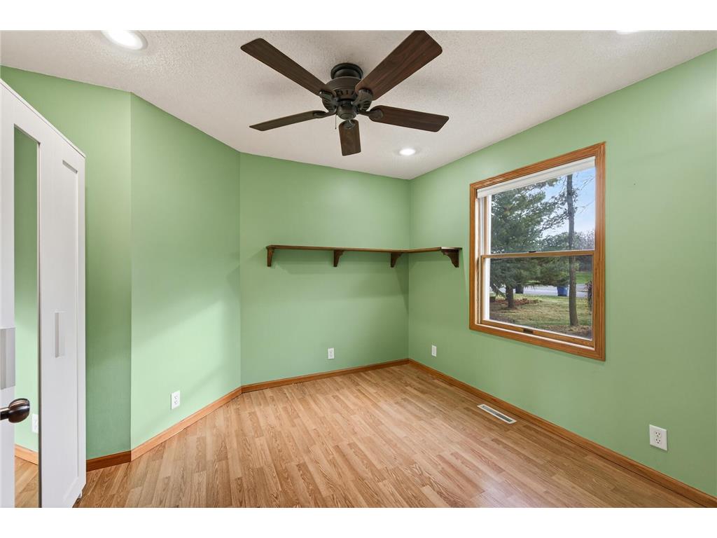 7004 256th Street Wyoming MN 55092 6819502 image21