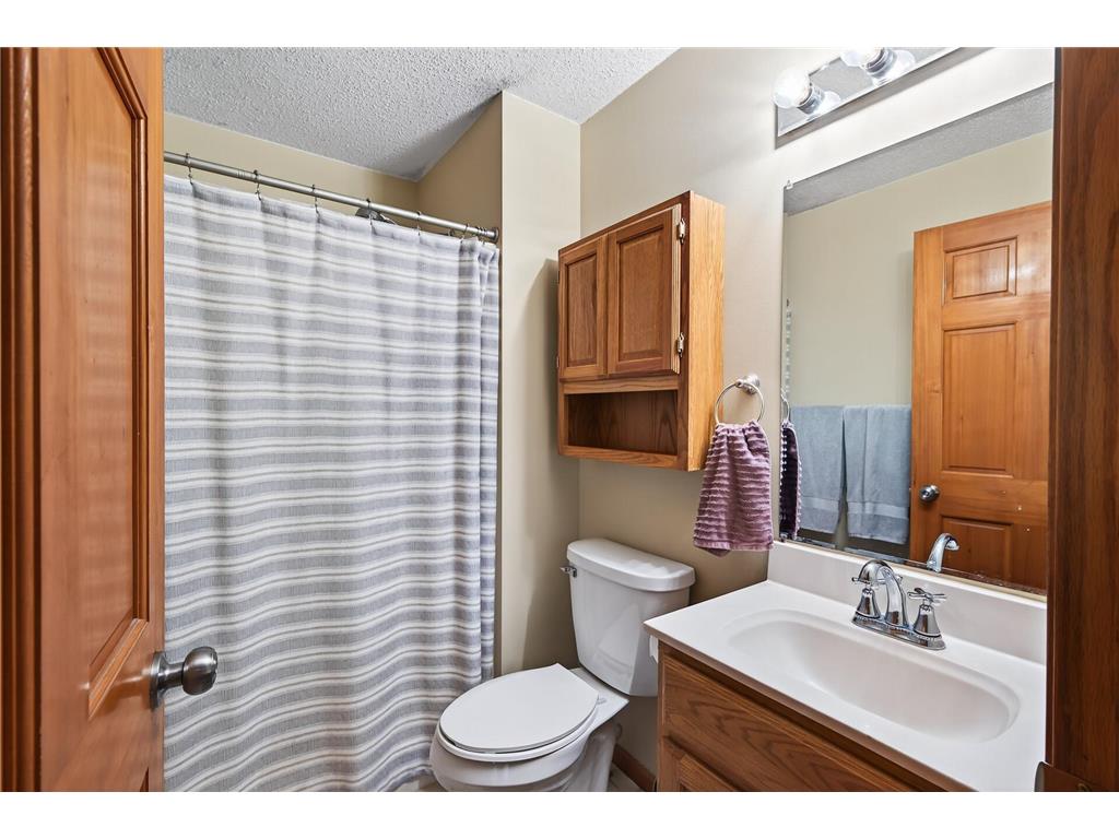 7004 256th Street Wyoming MN 55092 6819502 image23