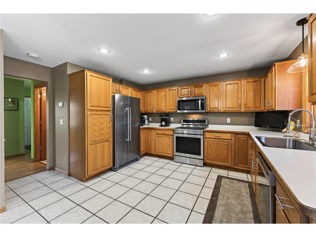 7004 256th Street Wyoming MN 55092 6819502 image8