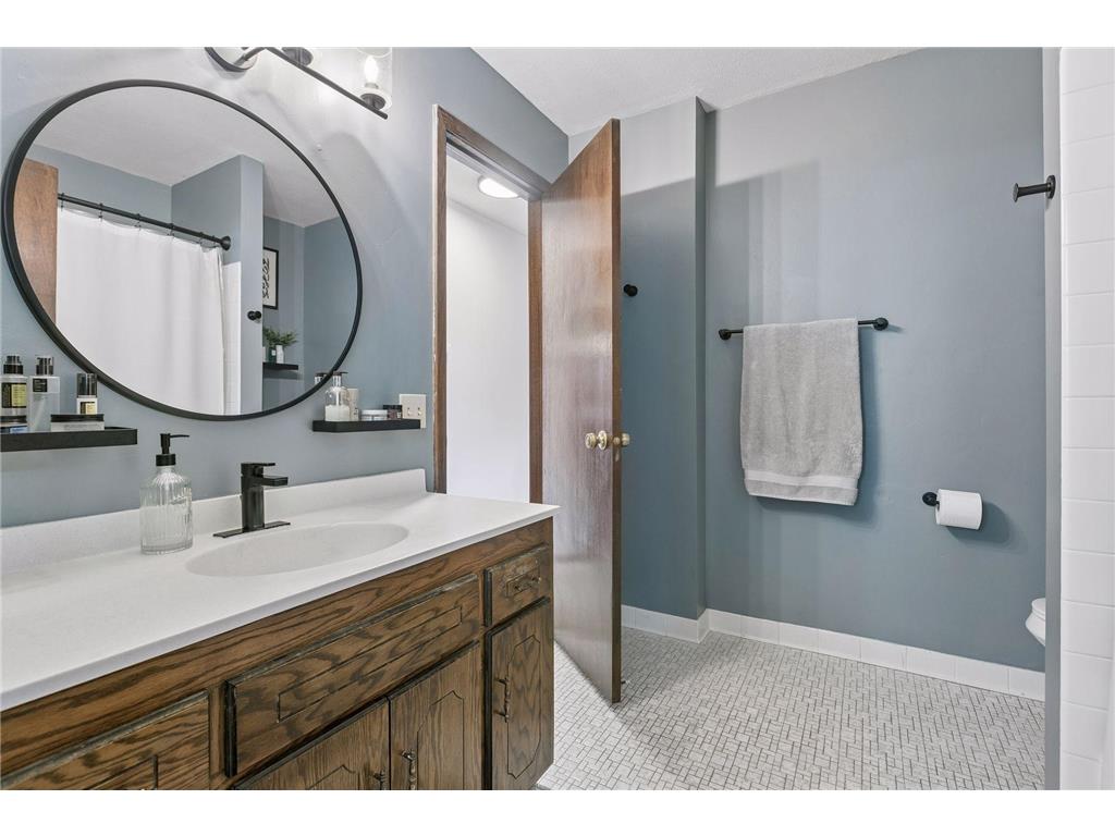 7004 Quail Circle W Brooklyn Center MN 55429 7081970 image20