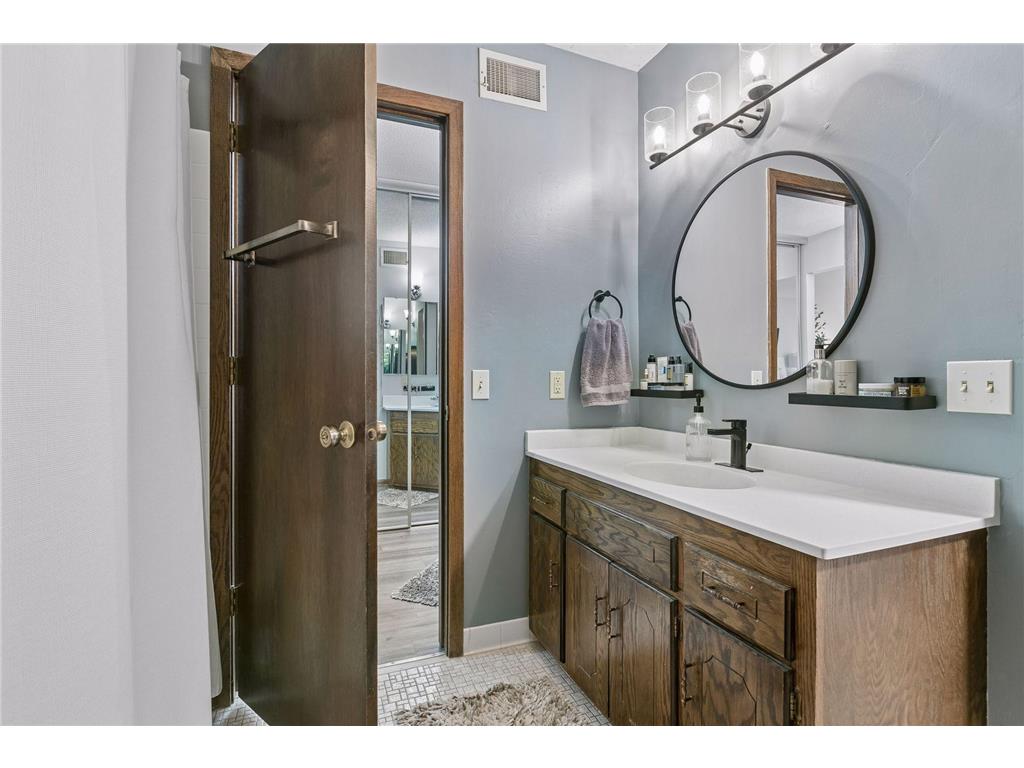 7004 Quail Circle W Brooklyn Center MN 55429 7081970 image21