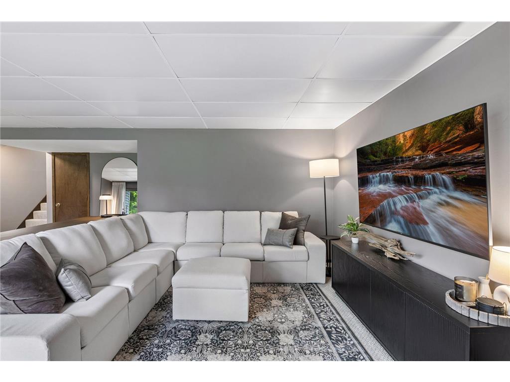 7004 Quail Circle W Brooklyn Center MN 55429 7081970 image29