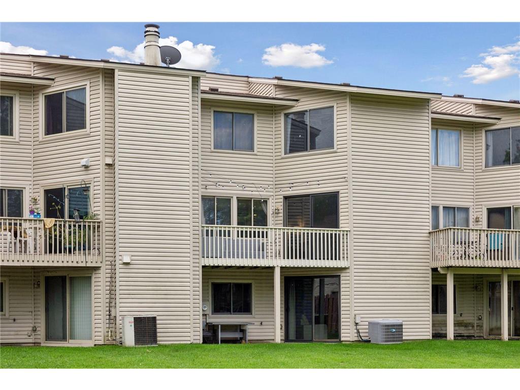 7004 Quail Circle W Brooklyn Center MN 55429 7081970 image32