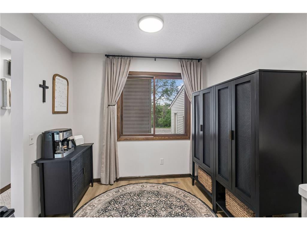 7004 Quail Circle W Brooklyn Center MN 55429 7081970 image8