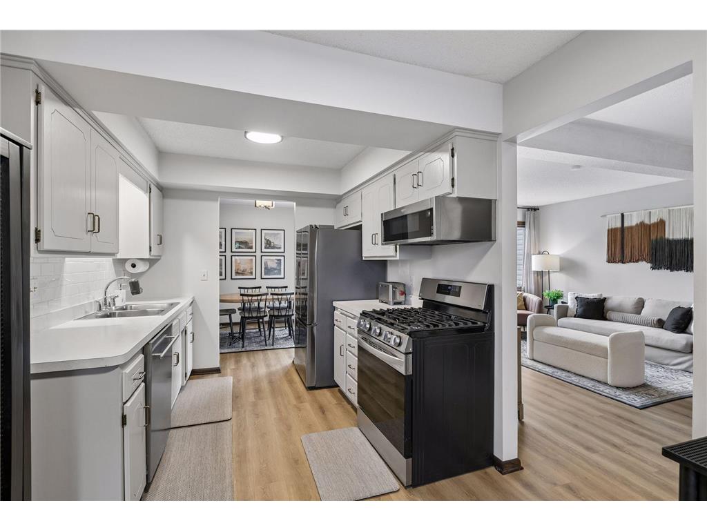 7004 Quail Circle W Brooklyn Center MN 55429 7081970 image9