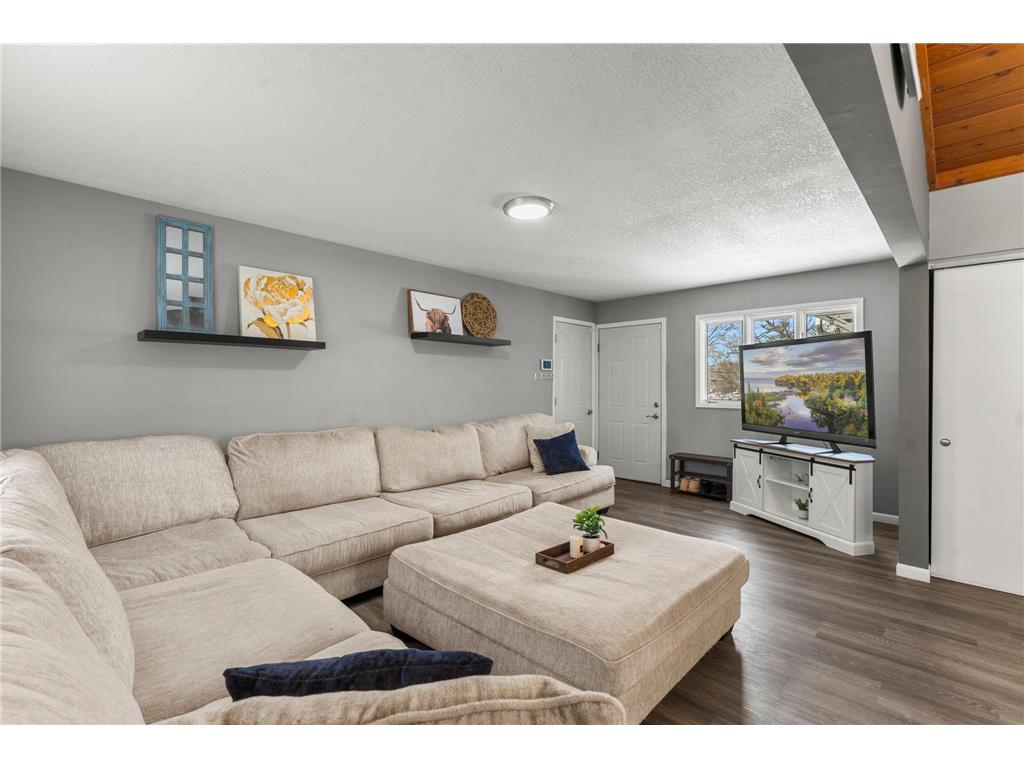 7008 35th Avenue N Crystal MN 55427 7037556 image10