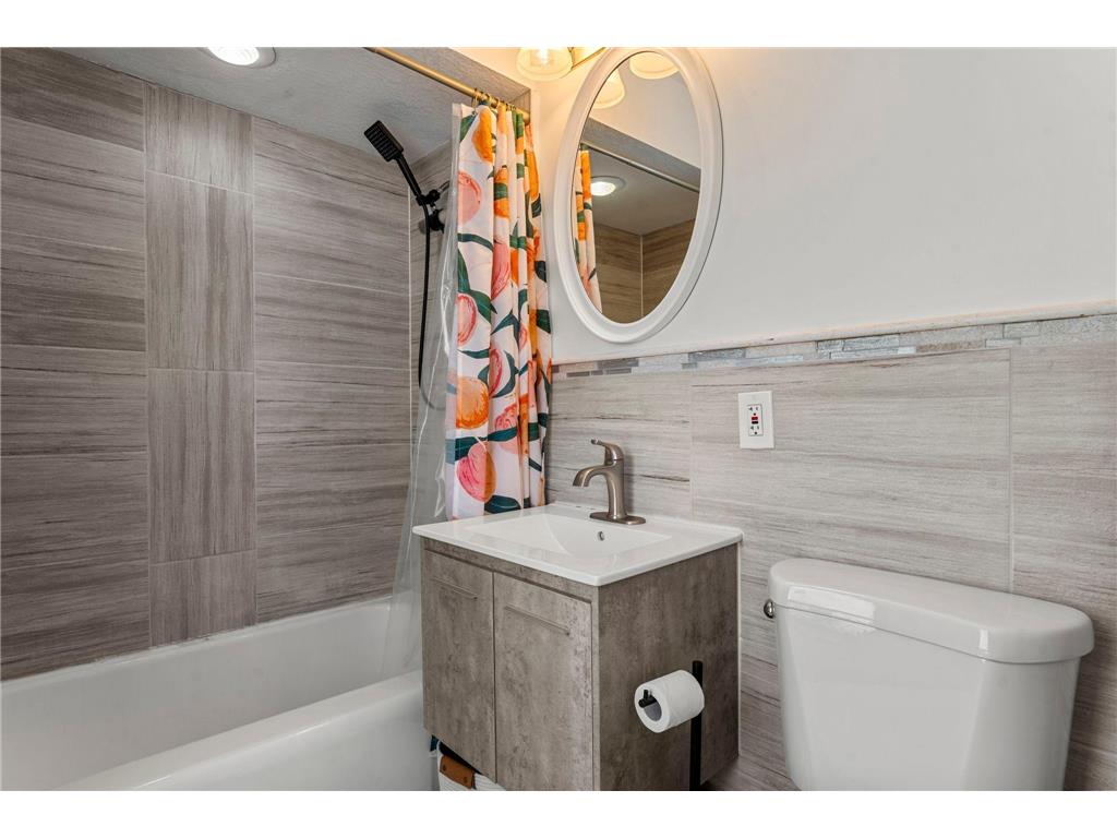 7008 35th Avenue N Crystal MN 55427 7037556 image13