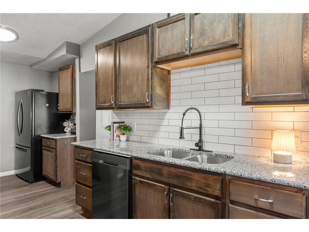 7008 35th Avenue N Crystal MN 55427 7037556 image6